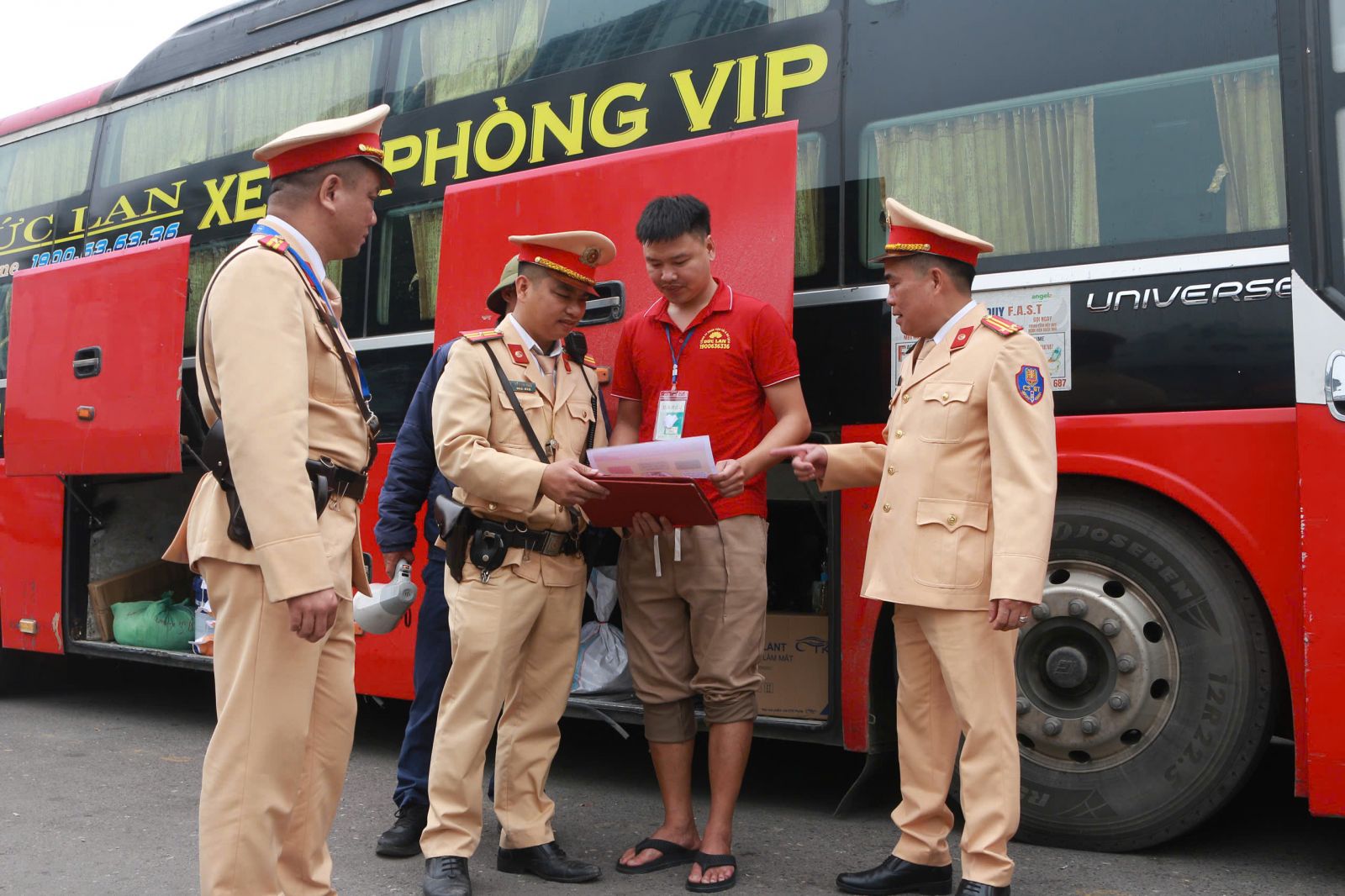 Vì sao phải tăng cường kiểm tra, xử lý các trường hợp không giảm giá cước vận tải khi giá nguyên liệ